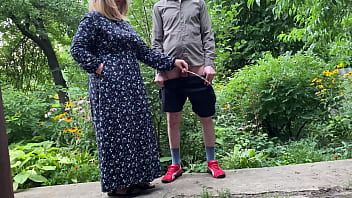 Play Gorgeous MILF helped a stranger pee outside and pee herself