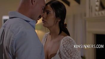 Play Step Dad Always Wanted To Fuck Like A Whore