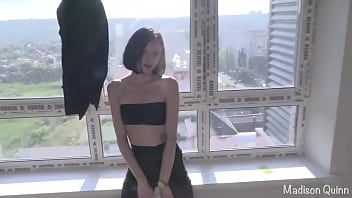 Play Cute realtor showed me a new apartment and offered to fuck her