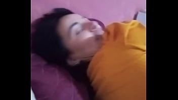 Play Married girl wiggling hotly in her fur