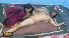 Play Hindi Housewife Desi Deepthroat: Ankit & Nandini's Indian MMS