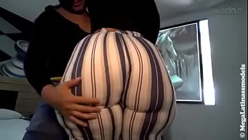 Play Big Butt Latina Ass 2