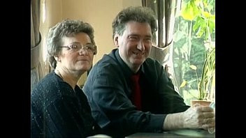 Play Belgische oma's en opa's in orgie (Belgian grannies and grampas in orgy)