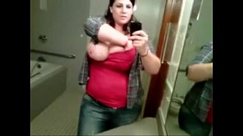Play Huge phat white tits